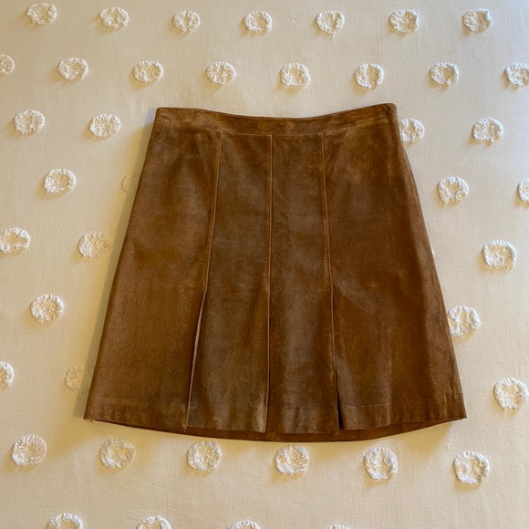 LOFT Dresses & Skirts - NWOT Ann Taylor Loft 100% Leather Pleated Skirt